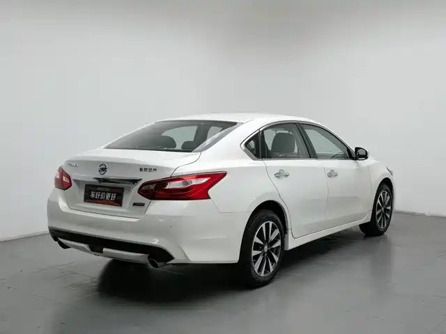 Nissan Teana 2016 2.0L XL-Upper Smart Edition — фото 2
