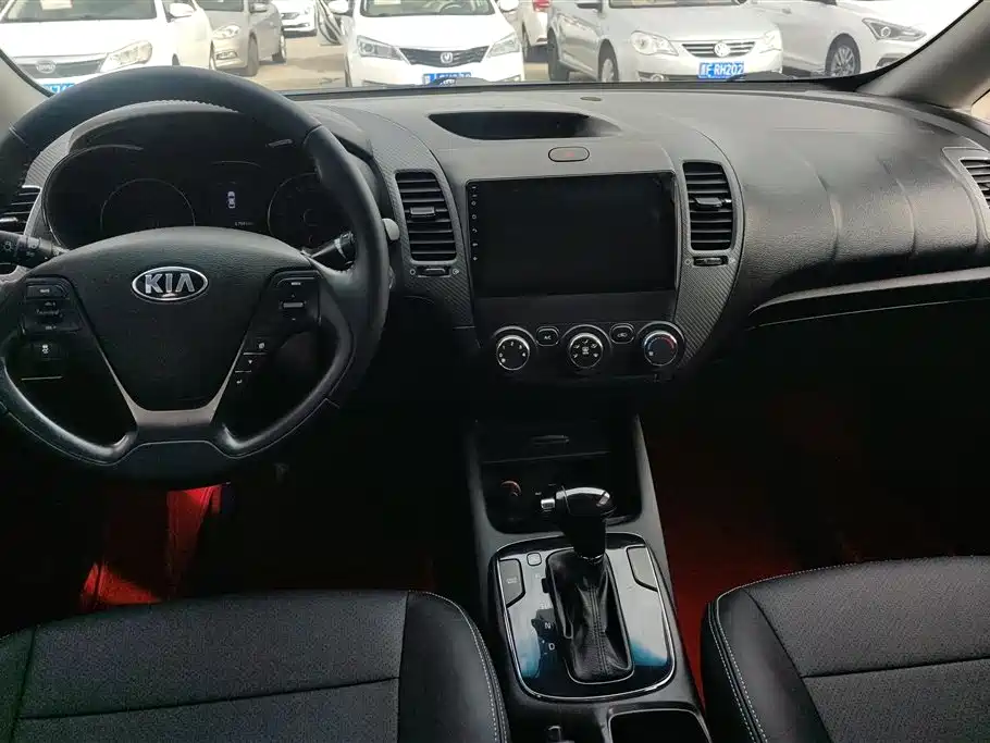 Kia K3 2016 1.6L Automatic GLS фото 12