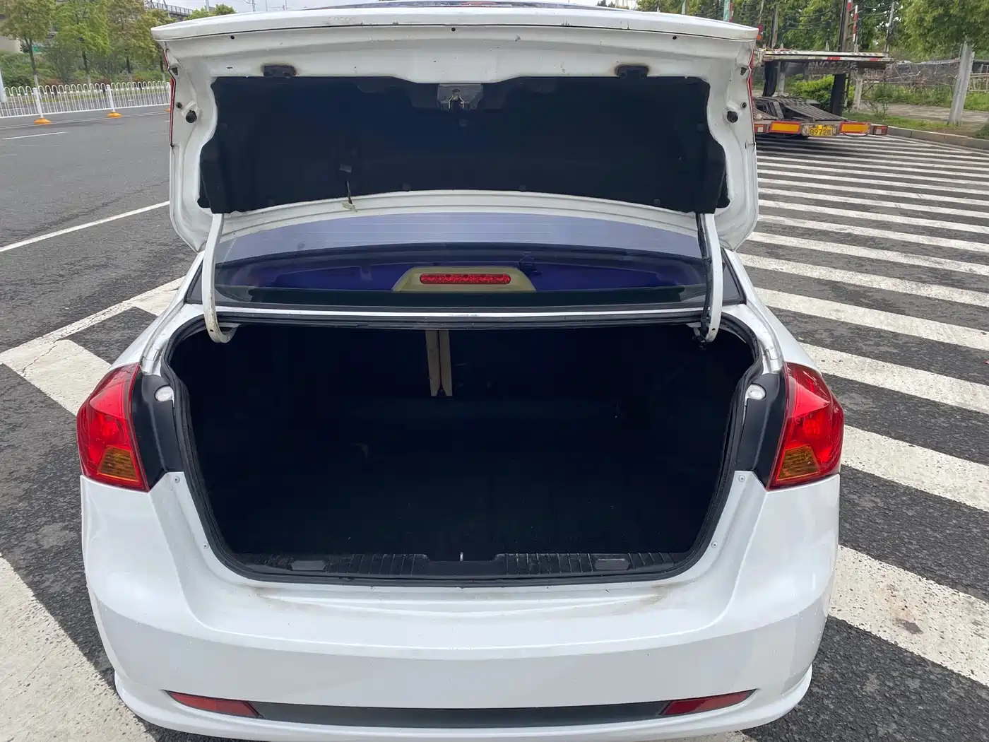 Buick Excelle 2013 1.5L Automatic Classic фото 8