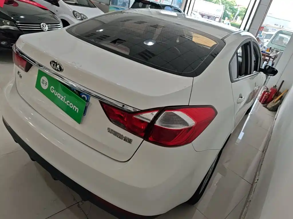 KIA K3