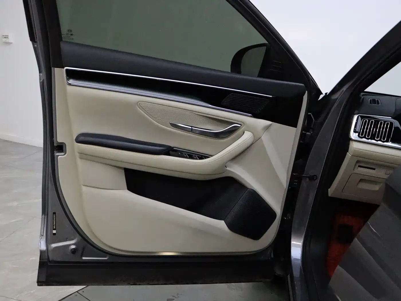 BYD Song PLUS PHEV 2021 EV Premium Model фото 11