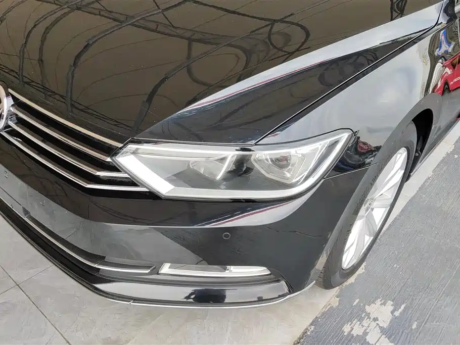 Volkswagen Magotan 2018 330TSI DSG Leading фото 5
