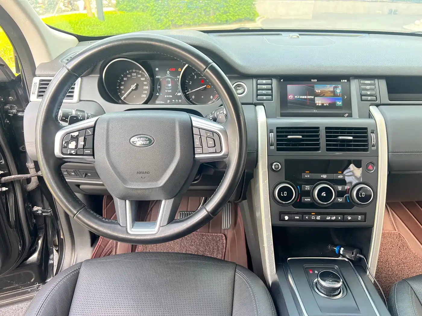 Land Rover Discovery Sport 2018 240PS SE Edition фото 17