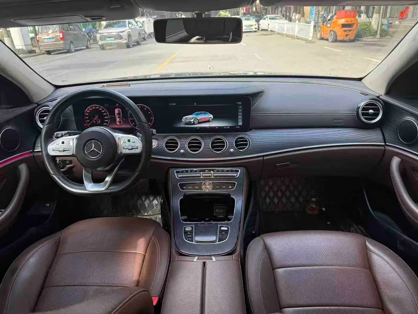 Mercedes-Benz E-Class 2019 Facelift E 300 L Sport Fashion фото 9