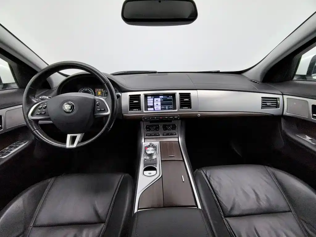 Jaguar XF 2015 2015 XF 2.0T 80th Anniversary Elegance Edition