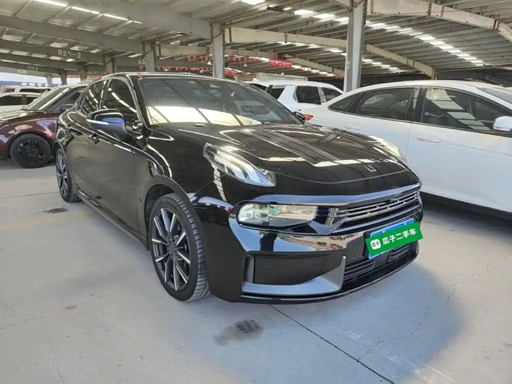 Lynk & Co 03 2021 03+ 2.0TD Auto Wind Rider Edition фото 4