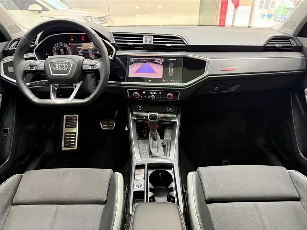 Audi Q3 2022 35 TFSI Fashion Dynamic фото 20