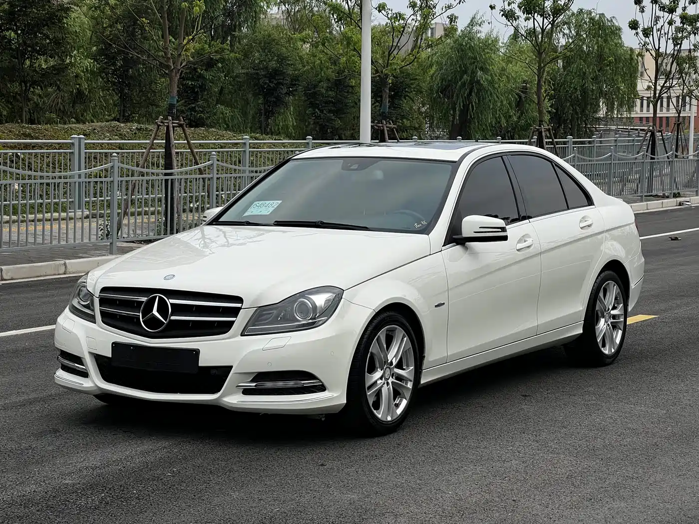 Mercedes-Benz C-Class 2011 C 200 CGI Fashion