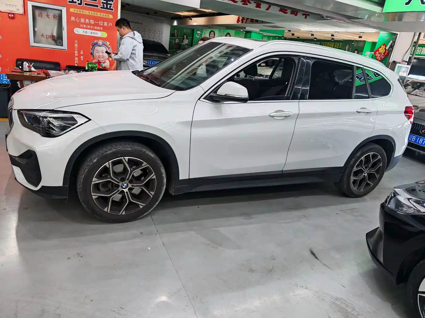 BMW X1 2021 sDrive25Li Leading фото 4