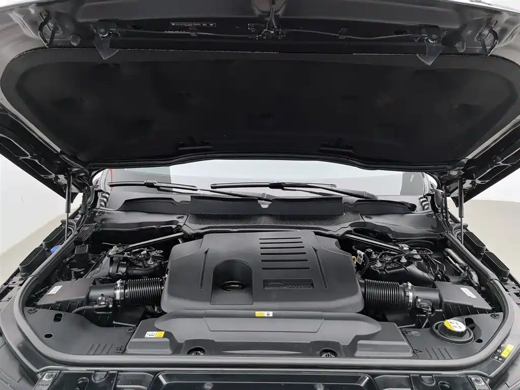 Land Rover Range Rover Sport 2021 3.0 L6 SE фото 6