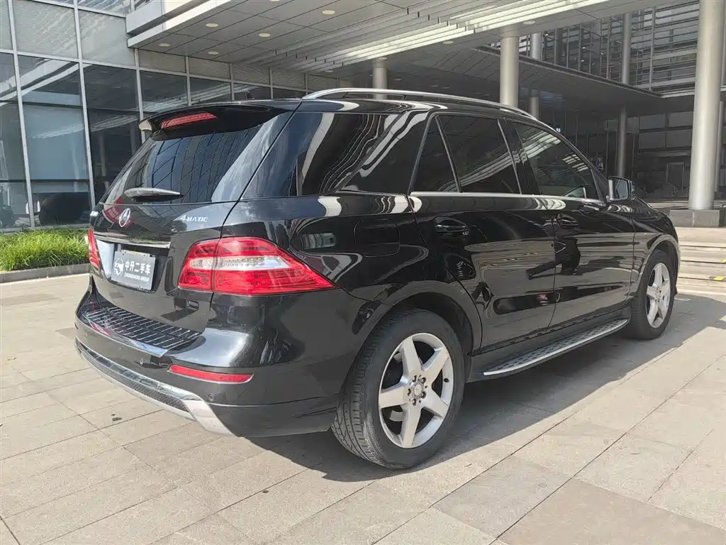 Mercedes-Benz M-Class 2014 ML 400 4MATIC Luxury фото 7