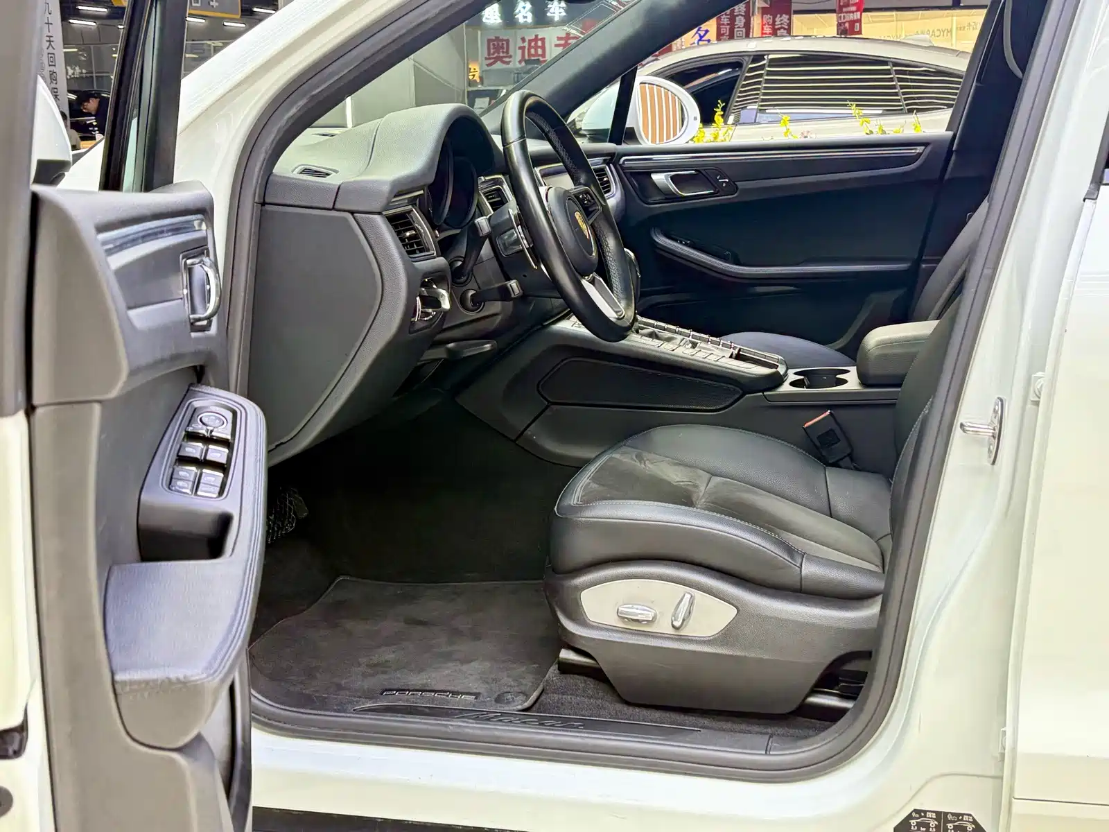 Фото 7 - Porsche Macan