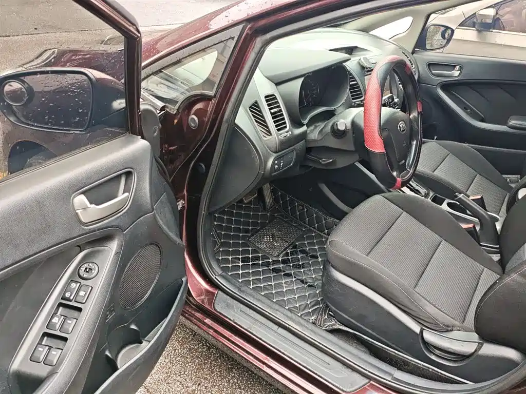 Kia K3 2016 1.6L Automatic GL фото 16