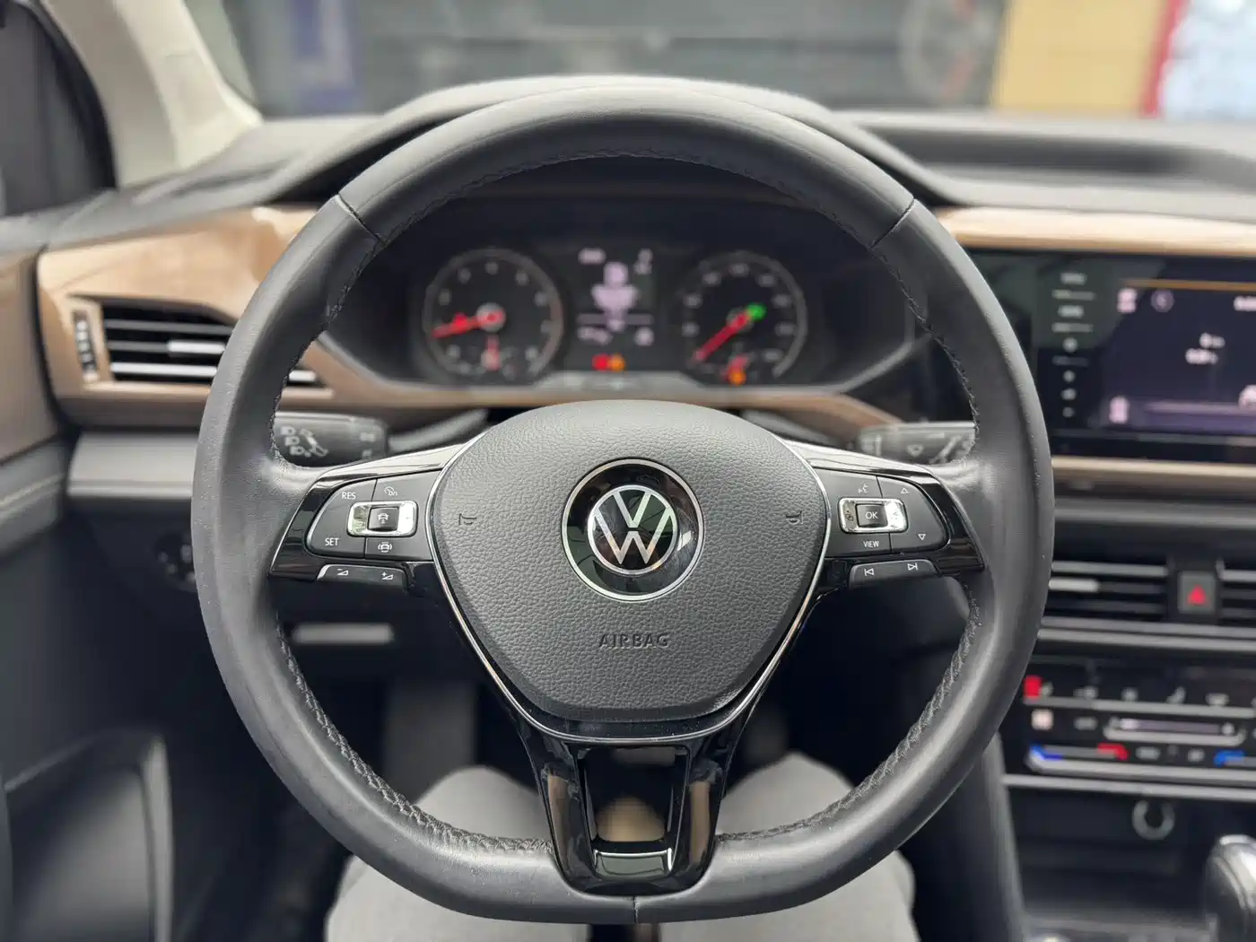 Volkswagen Tharu, миниатюра 13