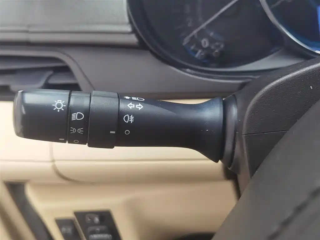 Toyota Vios 2014 1.5L Manual Wisdom Edition фото 21