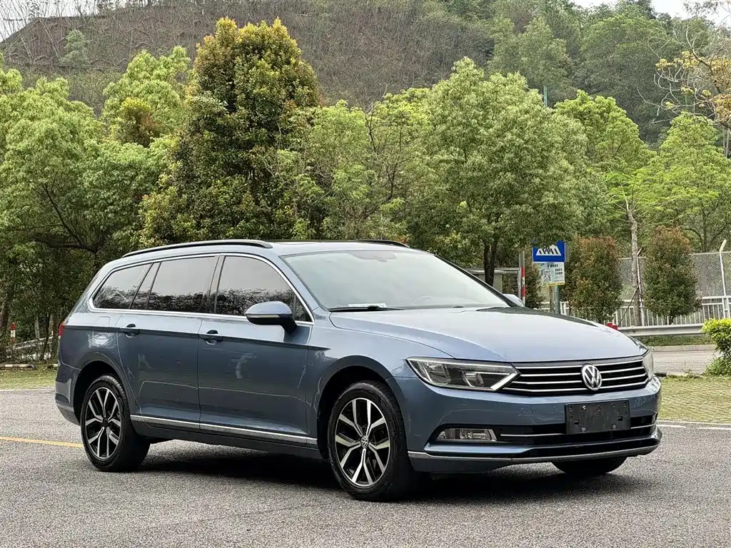 Volkswagen Weilan 2017 380TSI 2WD Comfort Edition фото 3