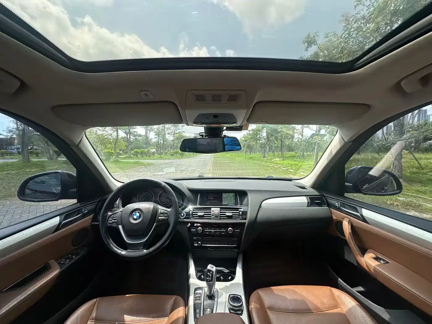 BMW X3 (Import) 2014 xDrive28i Leading Edition фото 6