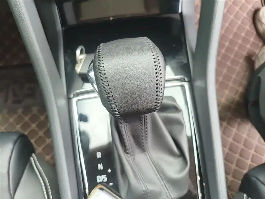 Škoda Kodiaq 2019 Facelift TSI330 7-Seater 2WD Luxury Premium Edition China VI фото 14