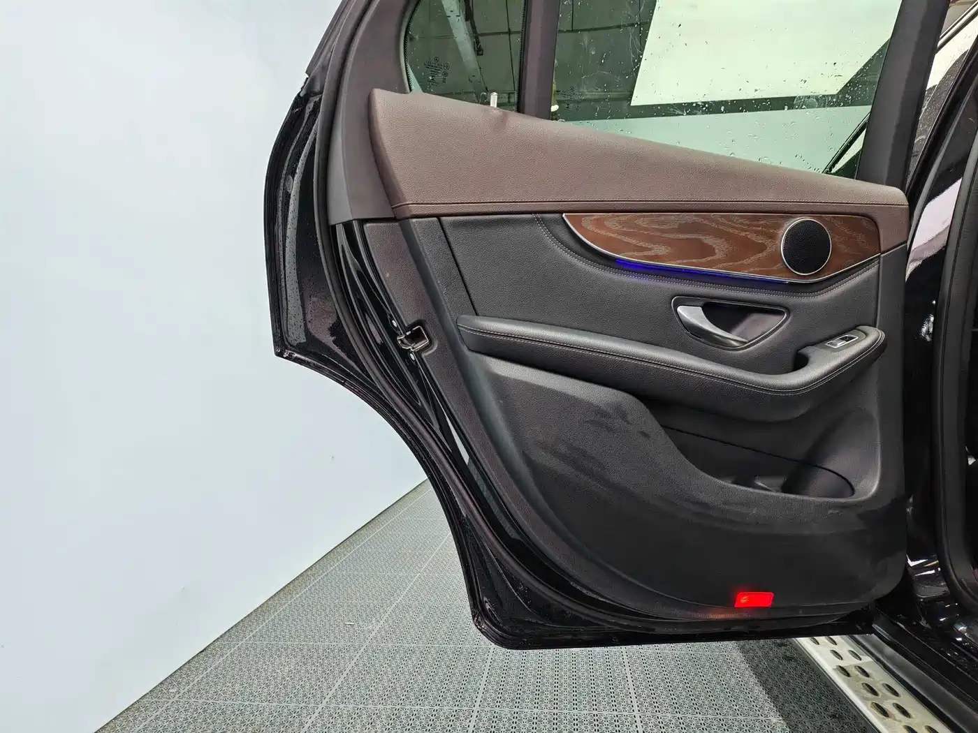 Mercedes-Benz GLC 2020 Facelift GLC 260 L 4MATIC Luxury фото 14