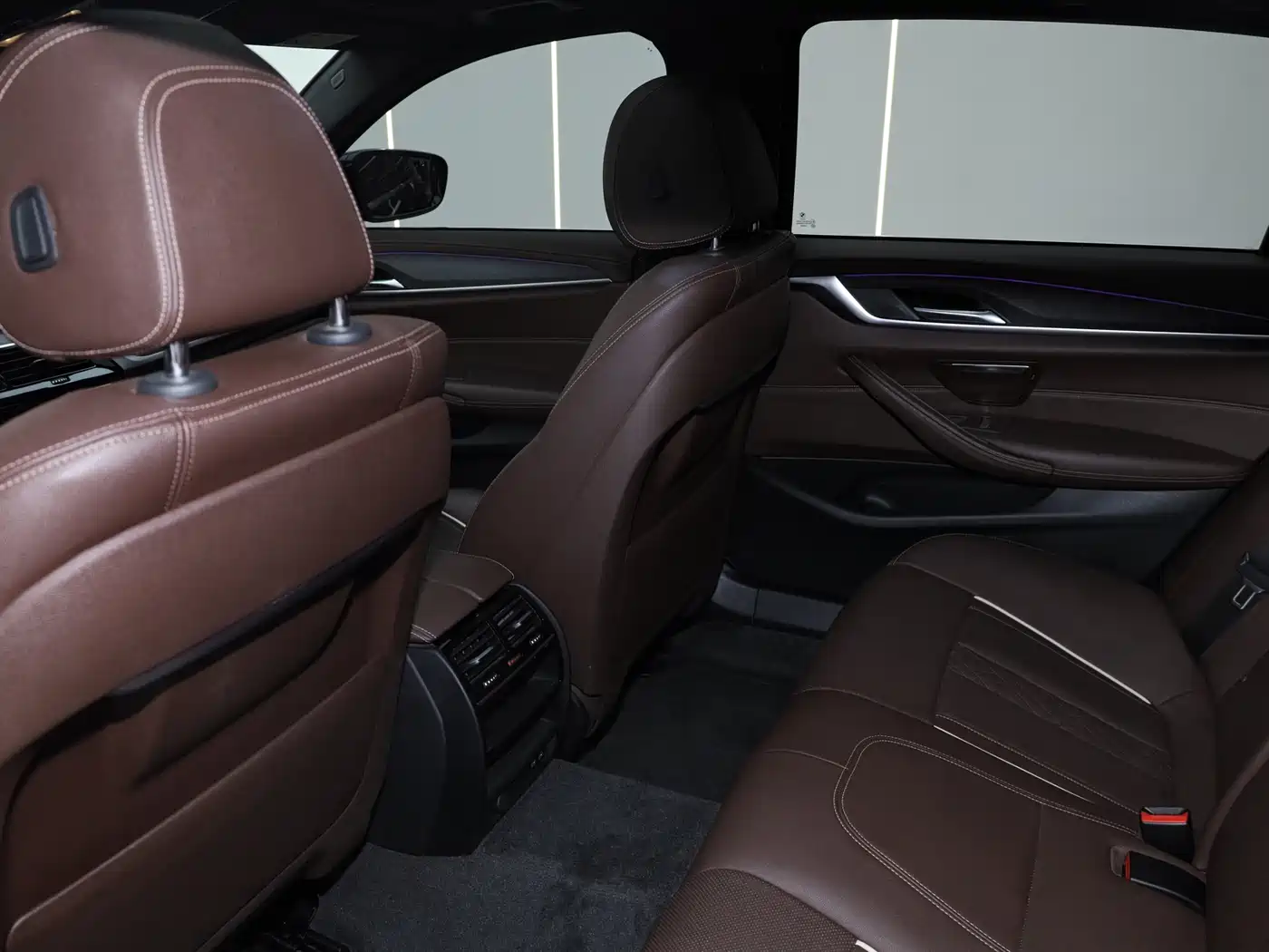 BMW 5 Series 2022 Model Second Facelift 530Li Leading M Sport Package фото 32
