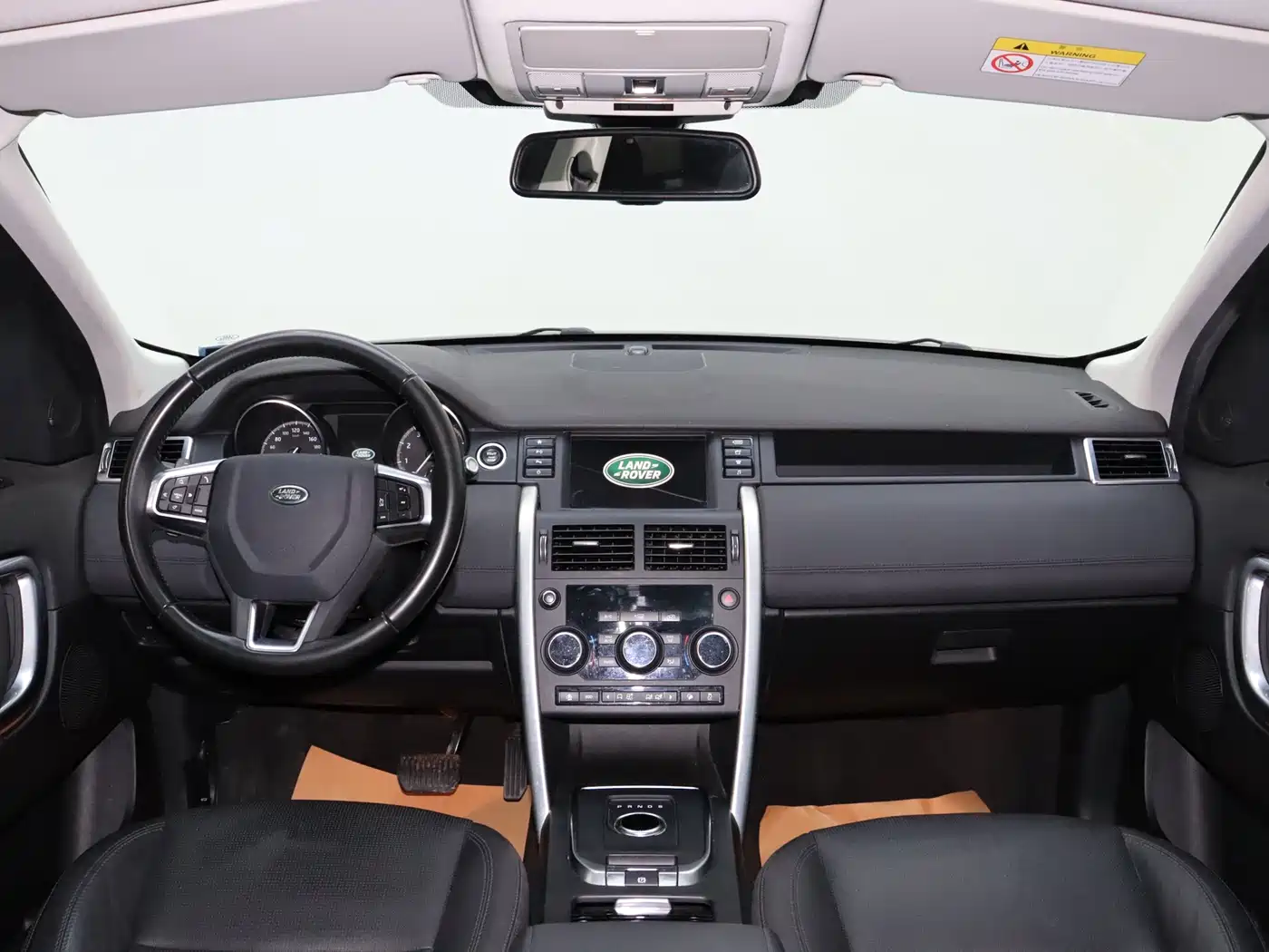 Land Rover Discovery Sport 2018 240PS SE Edition фото 18