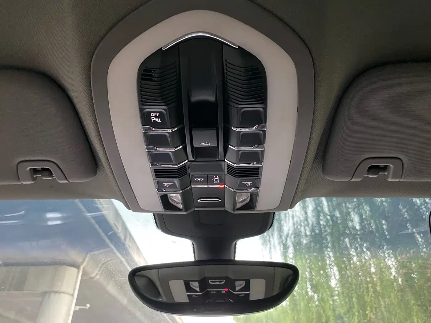 Porsche Panamera 2014 Panamera 3.0T фото 27