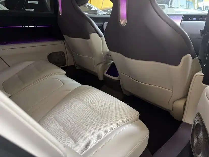 Avatr 12 2024 2023 Model 700 Triple Laser RWD Luxury Edition