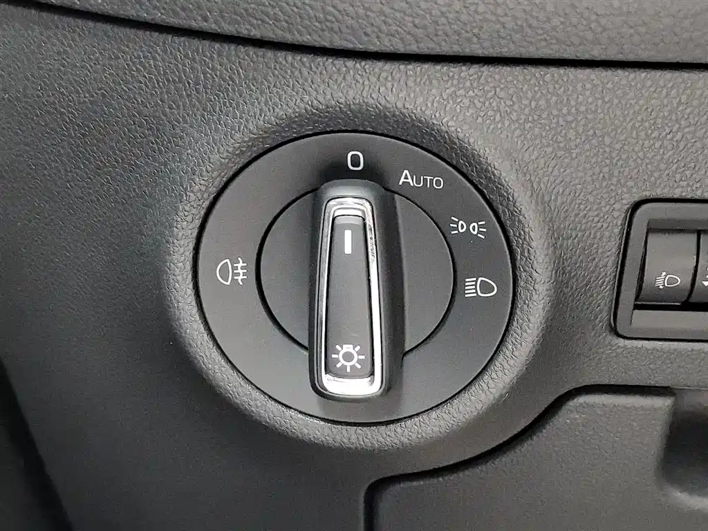 Škoda Kodiaq 2017 TSI330 5-seater 2WD Luxury Edition фото 21