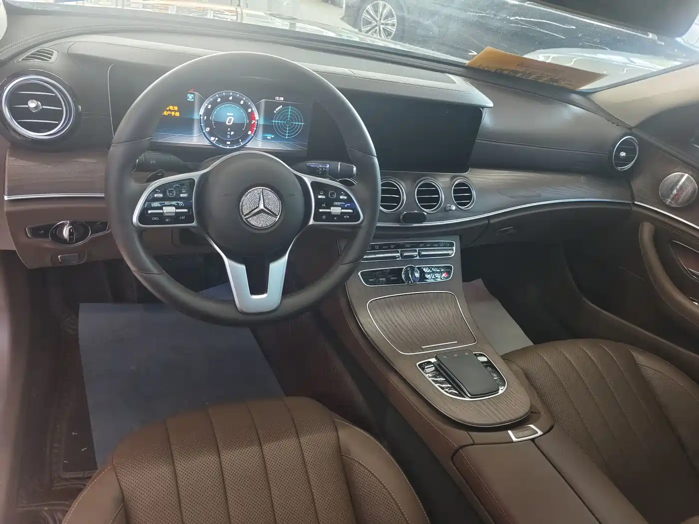 Mercedes-Benz E-Class 2020 Facelift E 300 L Exclusive фото 12