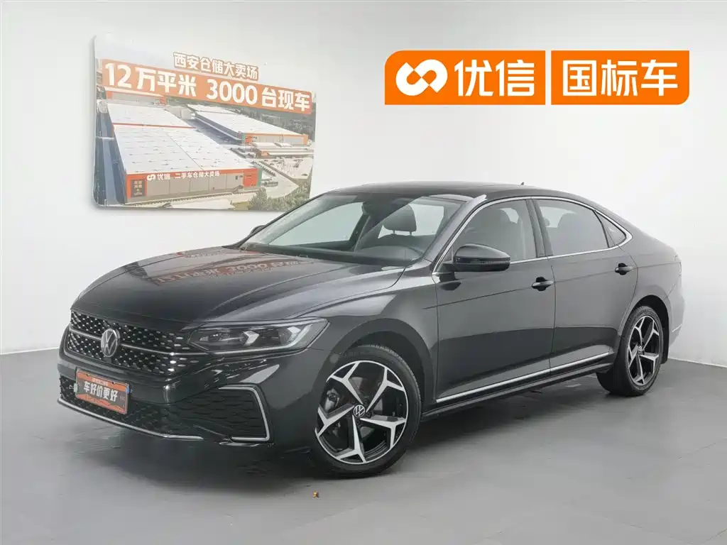 Volkswagen Passat 2023 Facelift 330TSI Starlight Elite Edition