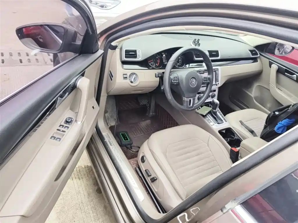 Volkswagen Magotan 2015 Facelift 1.8TSI Luxury фото 16