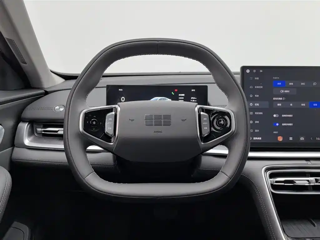 Geely Galaxy Galaxy A7 2025 EM-i 150km Premium Edition фото 11