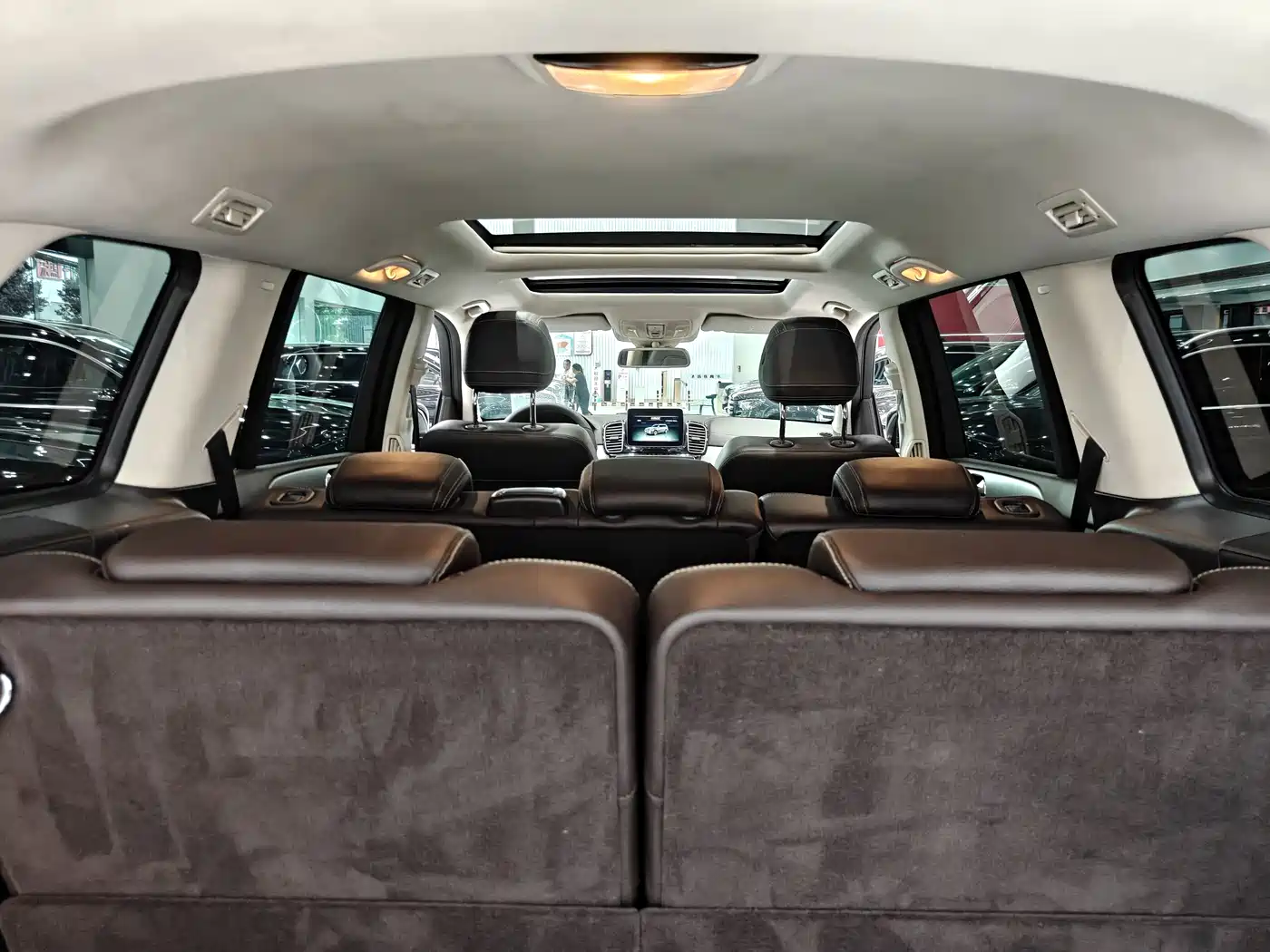 Mercedes-Benz GLS 2016 GLS 400 4MATIC Dynamic фото 21