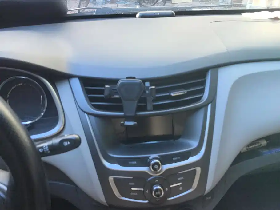 Chevrolet Sail 2018 2018 Sail 3 1.5L AMT Happy Sunroof