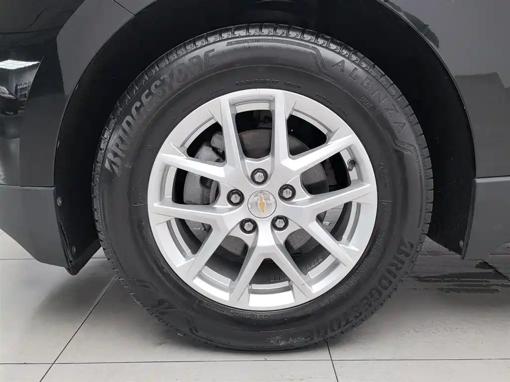 Chevrolet Equinox 2022 535T Galloping Edition фото 17