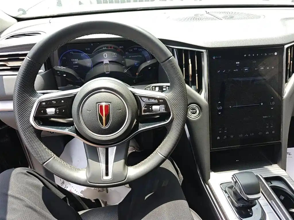 Hongqi HS7 PHEV 2024 2.0T PHEV 4WD Flagship Edition 6-seater фото 11