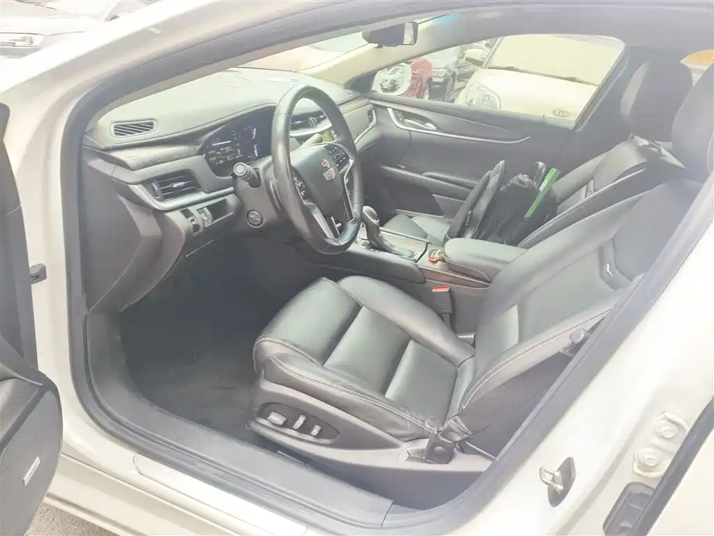 Cadillac XTS 2018 28T Elite фото 15