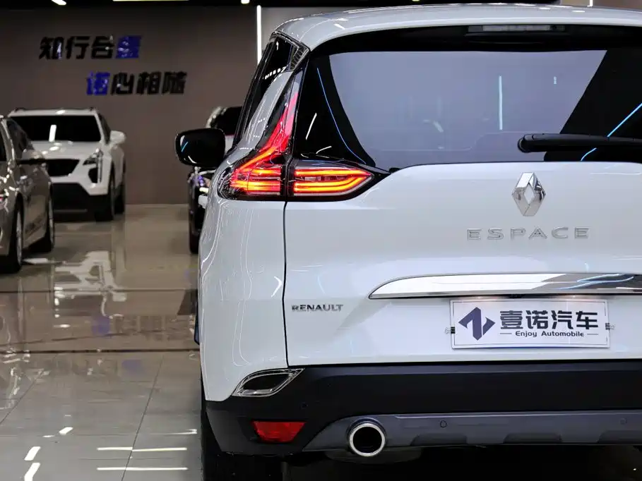 Renault Espace Classic 2018 2018 TCe 300 Adventure