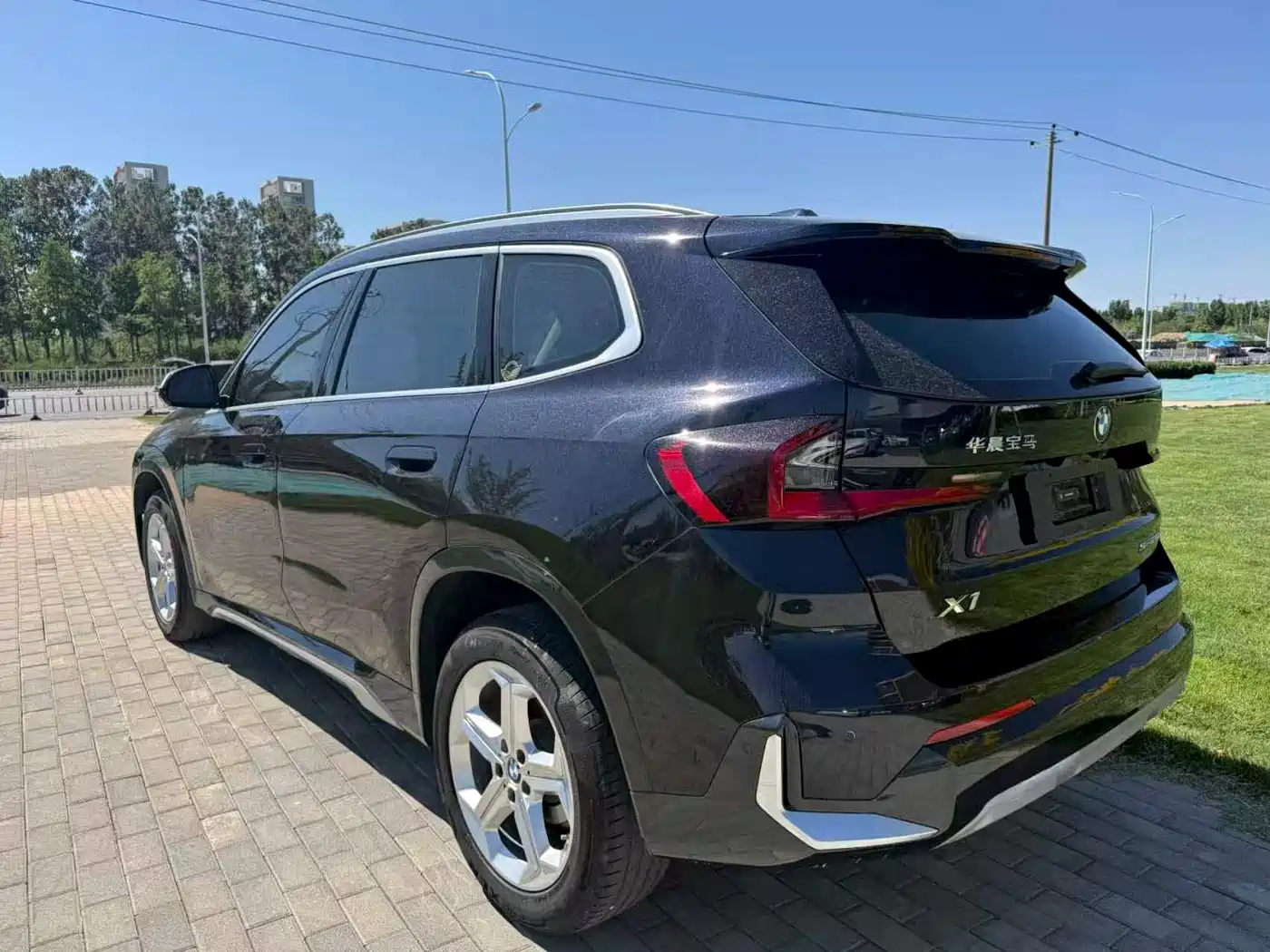 BMW X1 2023 sDrive20Li X Design Package фото 8