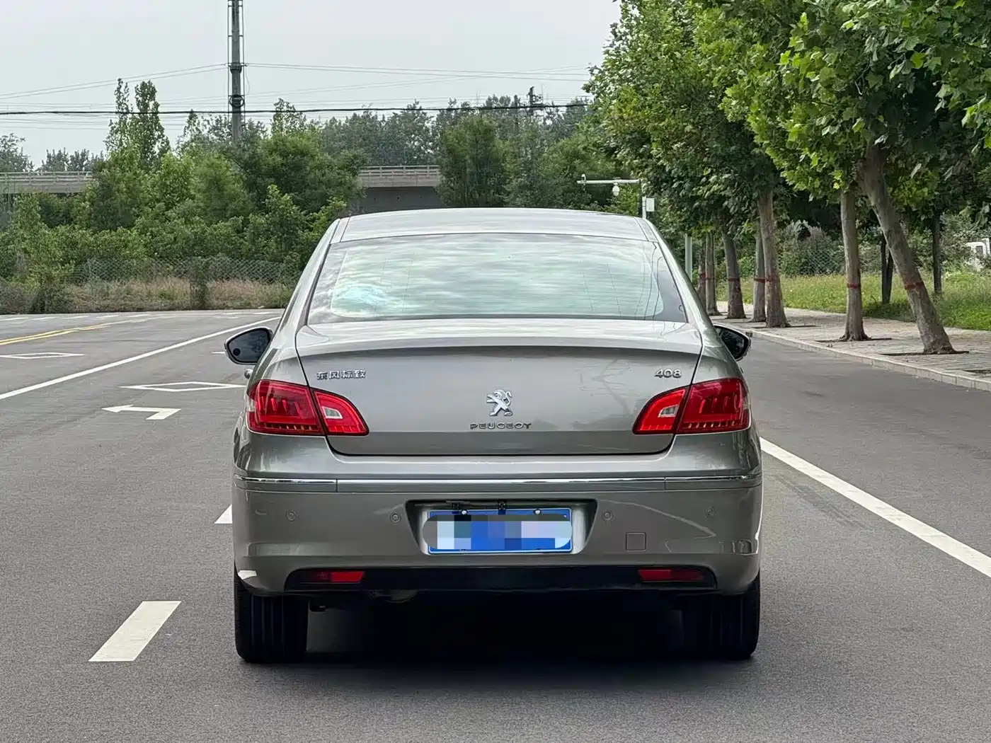 Peugeot 408 2013 2.0L Automatic Comfort Edition фото 5