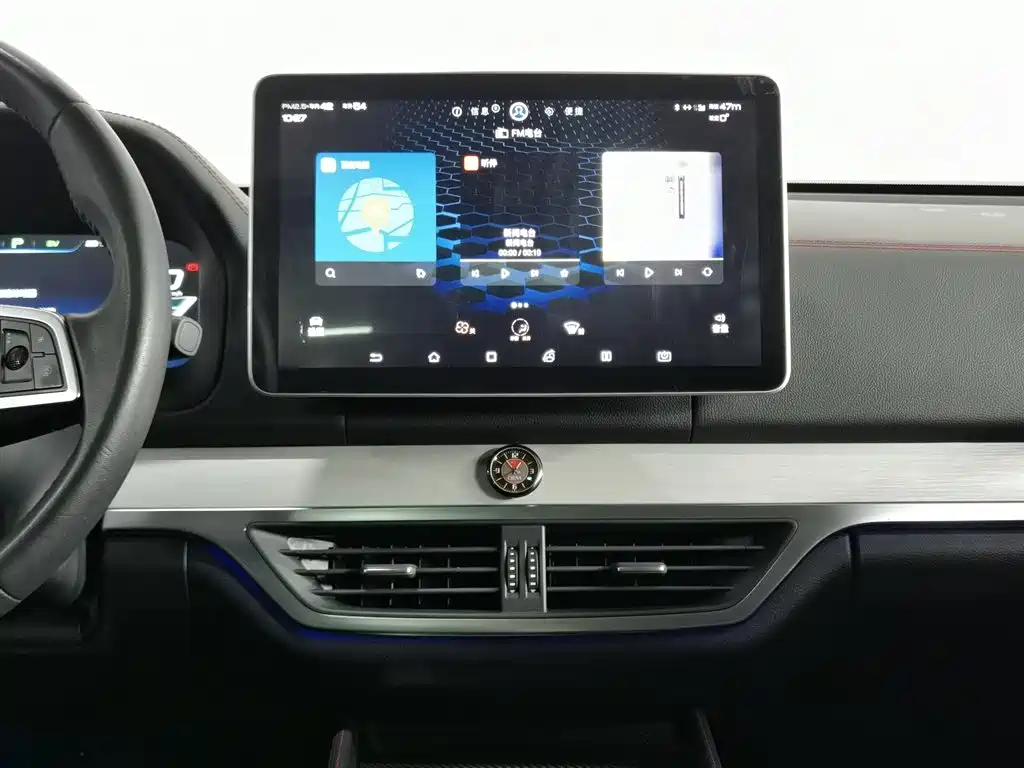 BYD Tang New Energy 2018 DM 2.0T AWD Smart Connection Genesis Edition 7-Seater China V фото 12