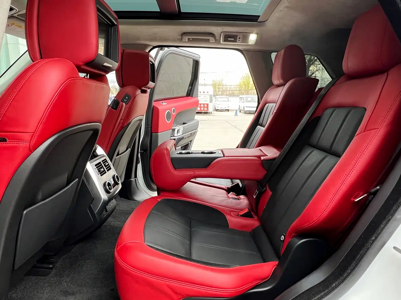 Land Rover Range Rover Sport 2021 3.0 L6 HST фото 17