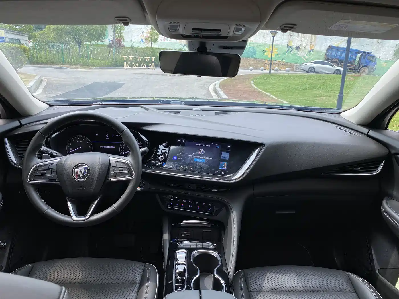 Buick Envision Plus 2023 Enclave Plus 652T 5-Seater Luxury фото 23