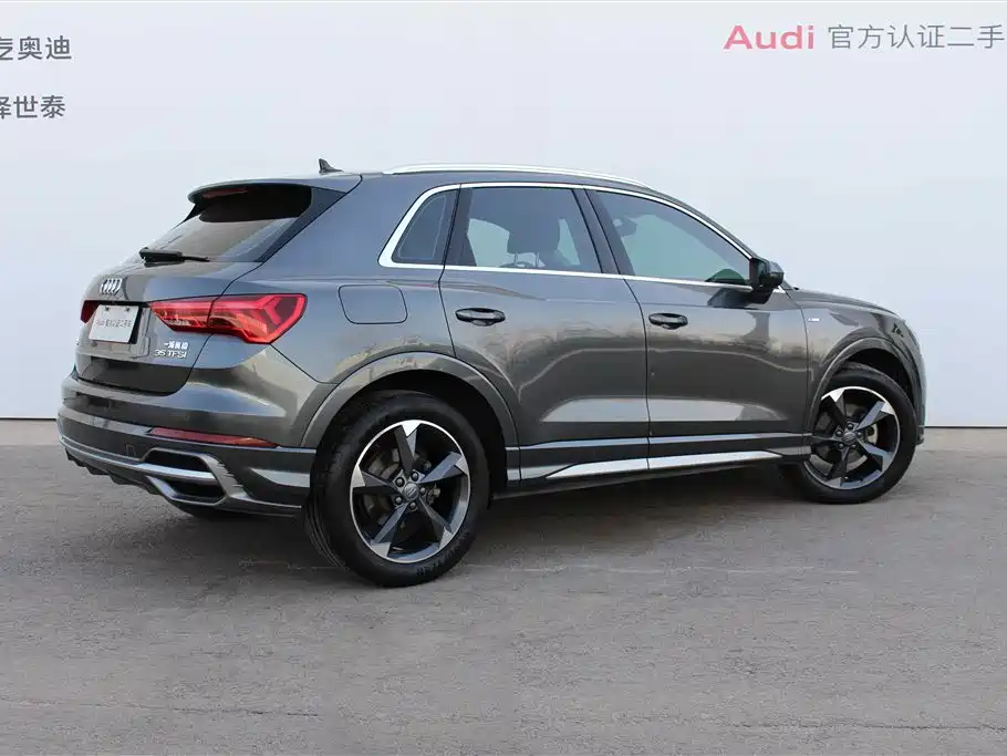 Audi Q3 2019 40 TFSI Fashion Dynamic фото 3