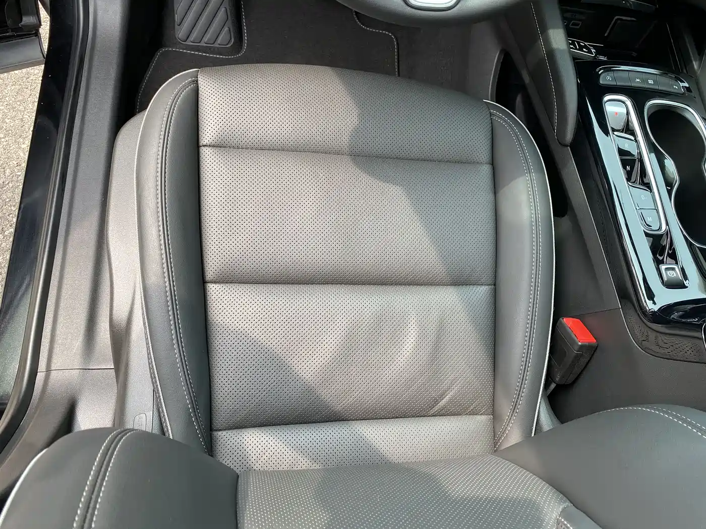 Buick Envision Plus 2023 Enclave Plus 652T 5-Seater Luxury фото 18
