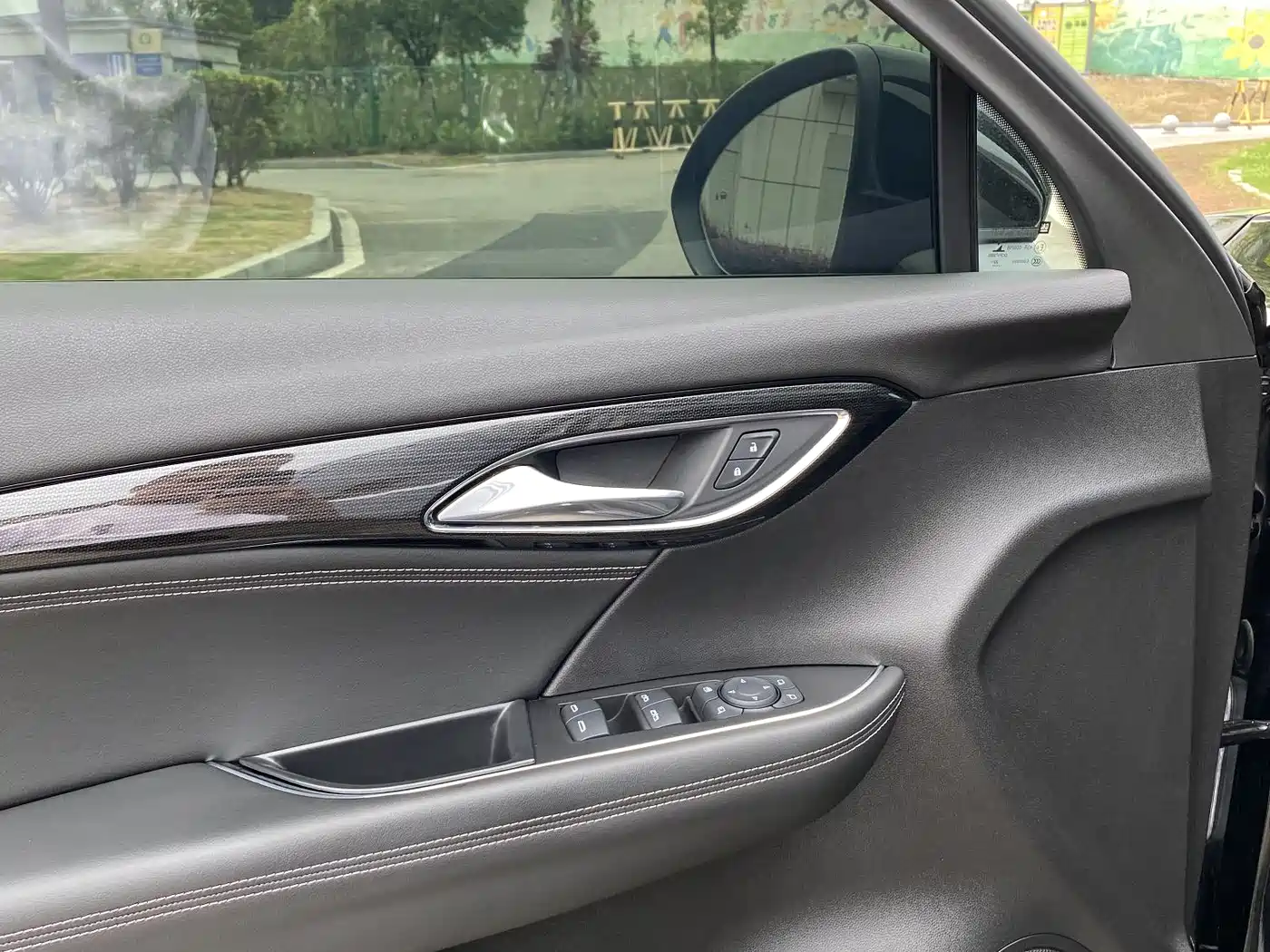 Buick Envision Plus 2023 Enclave Plus 652T 5-Seater Luxury фото 21
