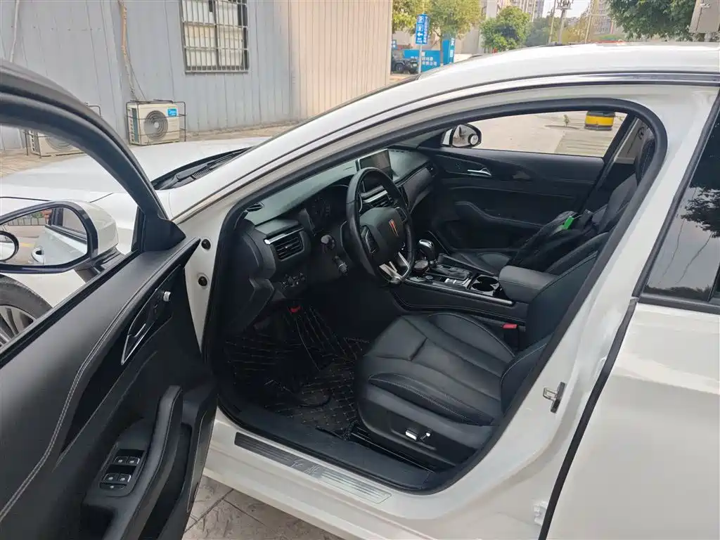 Hongqi H5 2019 30TD Smart Connect Rhythm Edition фото 15