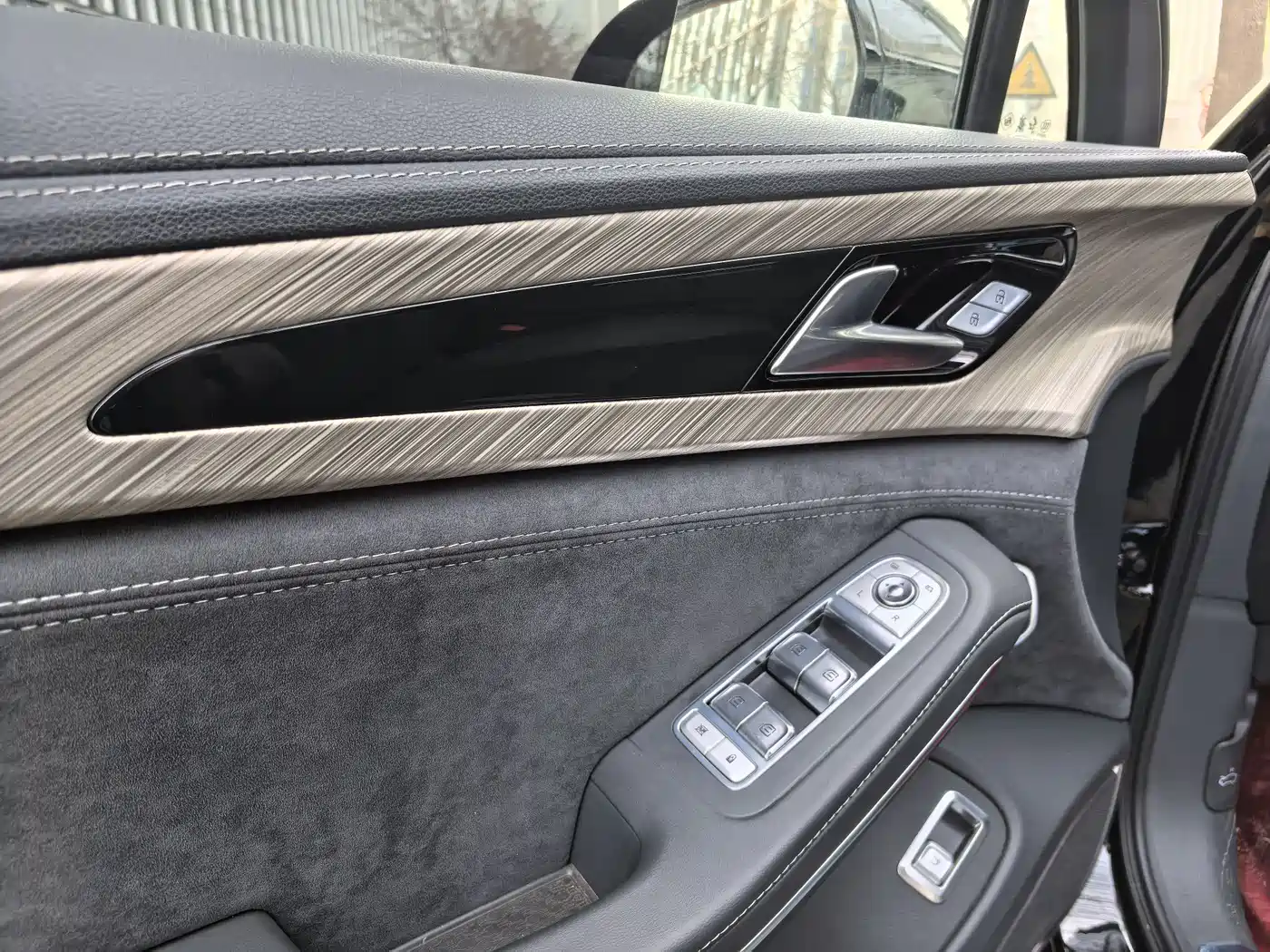 Hongqi H9 2020 3.0T Smart Connection Qi Chang Edition фото 5