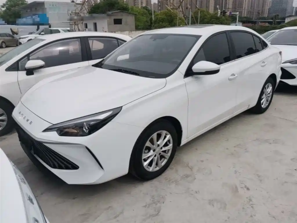 Roewe i5 2026 1.5L CVT Luxury