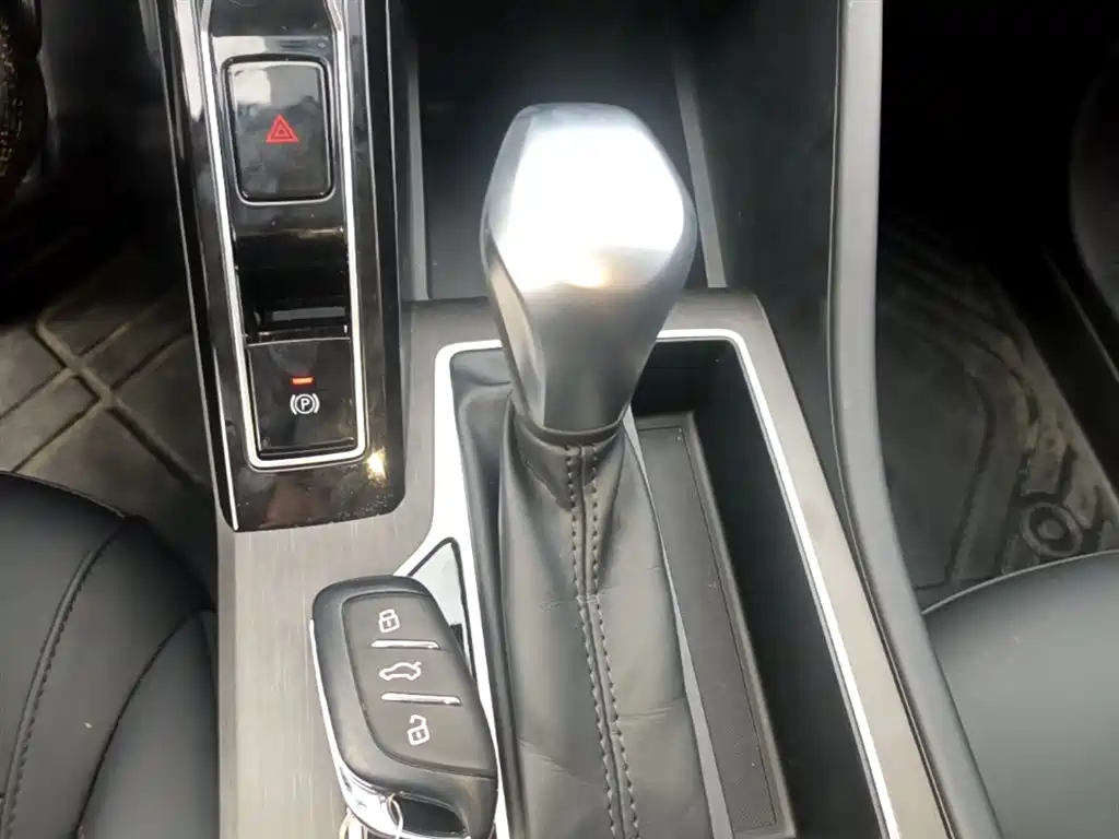 Roewe i5 2026 2026 1.5L CVT Luxury
